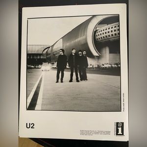 U2 Press Photo Interscope 2000